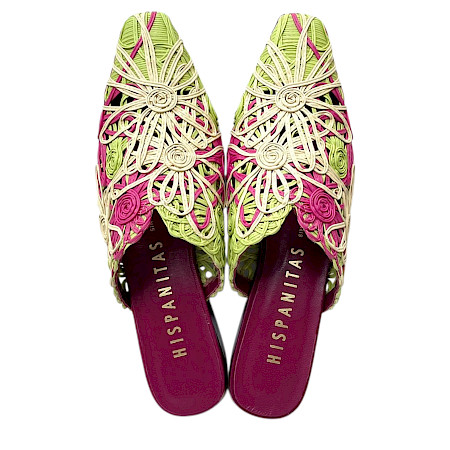 Hispanitas AZUCENA-V2 GARDEN-V26-MULTI YELLOW Pantolette – extravagante Damenpantolette aus Leder mit floralem Design in Gelb Pink Creme | Jetzt entdecken bei kassedy.de ? Hispanitas AZUCENA-V2 GARDEN-V26-MULTI YELLOW Pantolette – extravagante Damenpantolette aus Leder mit floralem Design in Gelb Pink Creme | Jetzt entdecken bei kassedy.de ?