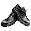 Maciejka 7725-01 Damen Schnürschuh aus dunklem Leder mit Glitzersteinchen, Lochmuster, Schnürung und stabiler schwarzer Profilsohle. Maciejka 7725-01 Damen Schnürschuh aus dunklem Leder mit Glitzersteinchen, Lochmuster, Schnürung und stabiler schwarzer Profilsohle.
