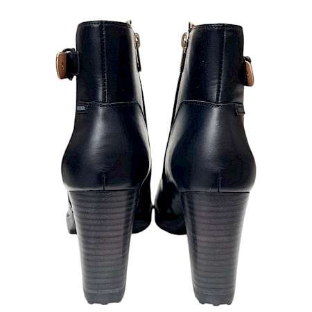 Pikolinos W7M-8730 CONNELLY Damen-Stiefelette in Black aus echtem Rindsleder mit Blockabsatz, Plateau, seitlichem Reißverschluss und goldfarbenem Schnallendetail – elegante schwarze Pikolinos... Pikolinos W7M-8730 CONNELLY Damen-Stiefelette in Black aus echtem Rindsleder mit Blockabsatz, Plateau, seitlichem Reißverschluss und goldfarbenem Schnallendetail – elegante schwarze Pikolinos...