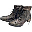 Maciejka 7617-02 Damen-Stiefelette in Bronze Multi aus echtem Leder mit außergewöhnlicher Musterung, Schnürung und seitlichem Reißverschluss. Maciejka 7617-02 Damen-Stiefelette in Bronze Multi aus echtem Leder mit außergewöhnlicher Musterung, Schnürung und seitlichem Reißverschluss.