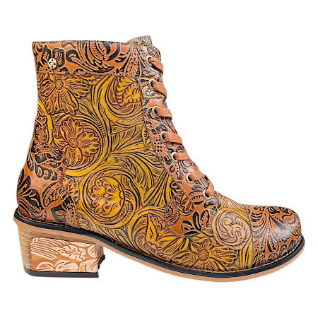 Maciejka 7688-29 Damen-Stiefelette aus Echtleder in Braun, Cognac und Gold mit floraler Musterung, Schnürung, Reißverschluss und Absatz. Maciejka 7688-29 Damen-Stiefelette aus Echtleder in Braun, Cognac und Gold mit floraler Musterung, Schnürung, Reißverschluss und Absatz.
