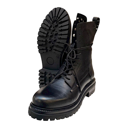 Lazamani LA85773 Damen-Boot in Schwarz mit kräftiger Profilsohle, mittlerer Schafthöhe, Schnürung, Innenreißverschluss und kuscheligem Mikrofaserfutter – normal ausfallender schwarzer... Lazamani LA85773 Damen-Boot in Schwarz mit kräftiger Profilsohle, mittlerer Schafthöhe, Schnürung, Innenreißverschluss und kuscheligem Mikrofaserfutter – normal ausfallender schwarzer...
