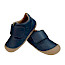 Lotta & Emil Mini Step Lauflernschuh in Blau aus hochwertigem Echtleder mit praktischem Klettverschluss. Weicher, flexibler Erstlingsschuh für Kinder in den Größen 20 bis 22 – ideal für die ersten Schritte und erhältlich bei Kassedy.de. ??