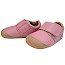 Lotta & Emil Mini Step Lauflernschuh in Rosé aus hochwertigem Echtleder mit praktischem Klettverschluss. Ultraleichter und weicher Erstlingsschuh für Kinder in den Größen 20 bis 22 – ideal für die ersten Schritte und erhältlich bei Kassedy.de. ?