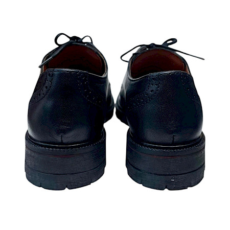TT.Bagatt Damen Schnürer in Schwarz aus hochwertigem Echtleder. Eleganter Lederschuh mit klassischer Schnürung, Lederfutter, feiner Lochverzierung und robuster Laufsohle – hochwertiger Damenschuh... TT.Bagatt Damen Schnürer in Schwarz aus hochwertigem Echtleder. Eleganter Lederschuh mit klassischer Schnürung, Lederfutter, feiner Lochverzierung und robuster Laufsohle – hochwertiger Damenschuh...