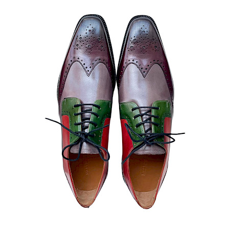 Melvin & Hamilton Jeff 14 Herrenschnürschuh in Bordeaux Multi aus pflanzlich gegerbtem Leder. Eleganter Herrenschuh mit Farbkombination aus Bordeaux, Taupe, Grün und Rot, hochwertigem Lederfutter... Melvin & Hamilton Jeff 14 Herrenschnürschuh in Bordeaux Multi aus pflanzlich gegerbtem Leder. Eleganter Herrenschuh mit Farbkombination aus Bordeaux, Taupe, Grün und Rot, hochwertigem Lederfutter...