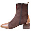Hispanitas BHI265916 VARSOVIA Damen-Stiefelette in Espresso-Braun mit weichem Materialmix, cognacfarbenen Kontrastdetails, goldfarbener Schmuckschließe, seitlichem Reißverschluss und Blockabsatz – elegante braune Hispanitas Stiefelette bei kassedy.de.