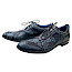 Kristofer 1401 Herren-Schnürschuh in Dunkelblau aus Leder mit außergewöhnlichen hellblauen Schrift-Details, schwarzer Schnürung und flacher Sohle – extravaganter Herrenschuh bei kassedy.de.