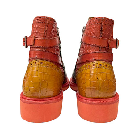 Melvin & Hamilton Selina 25 Artikel 135045 Damen-Stiefelette in Grün und Orange mit pflanzlich gegerbtem Leder, Brogue-Details, polierter Oberfläche und auffälliger orangefarbener Sohle –... Melvin & Hamilton Selina 25 Artikel 135045 Damen-Stiefelette in Grün und Orange mit pflanzlich gegerbtem Leder, Brogue-Details, polierter Oberfläche und auffälliger orangefarbener Sohle –...